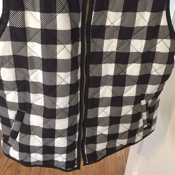 Checkered Vest - Picture 8 of 8